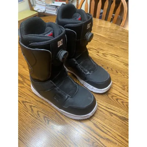 DC Scout Snowboard Boots  Men's 10