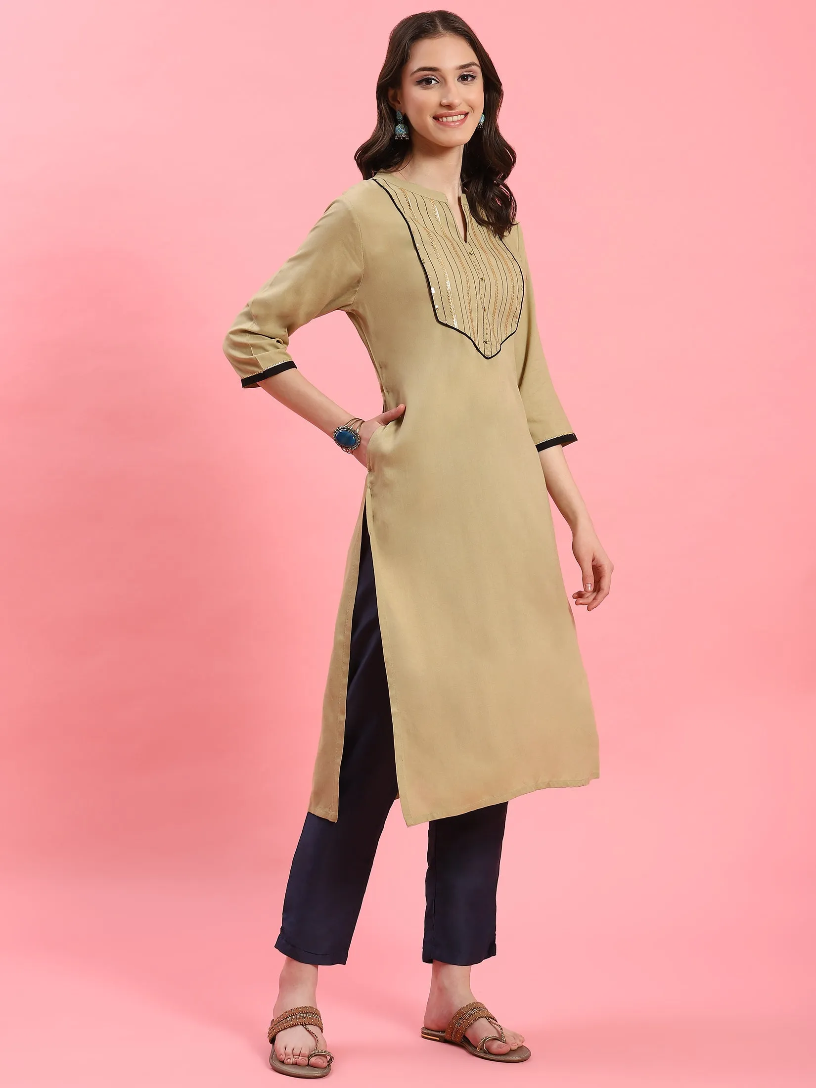 Women Beige Solid Kurta Trouser Dupatta