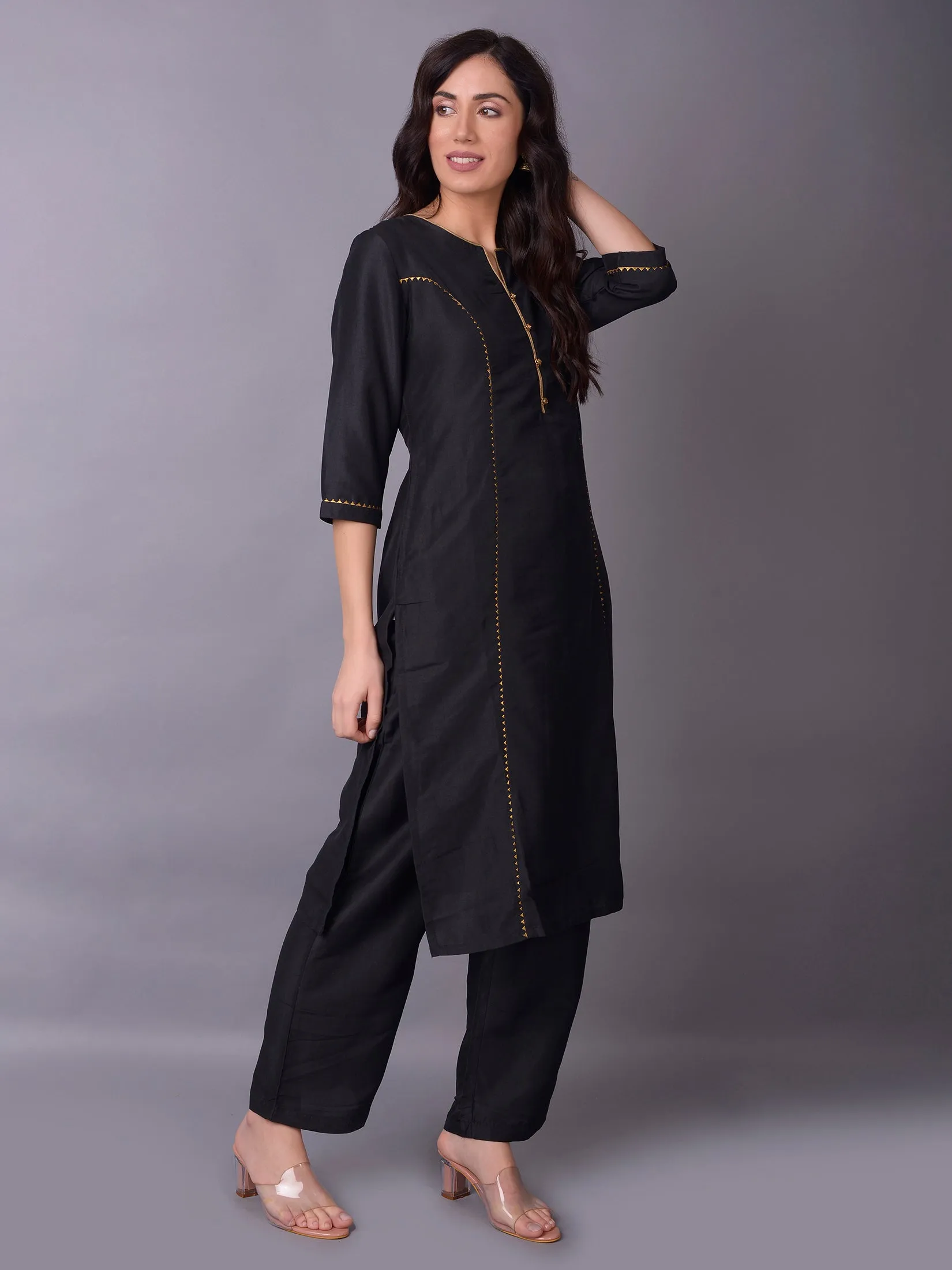 Women Black Solid Kurta Comfort Pant Dupatta